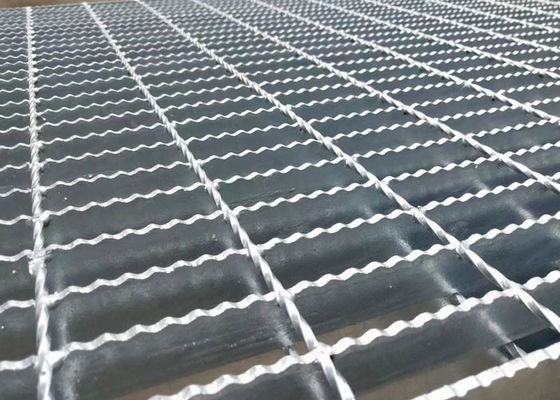 Lưới thép hàn cho các bậc cầu thang, lối đi bộ, nền tảng và các tầng khác nhau