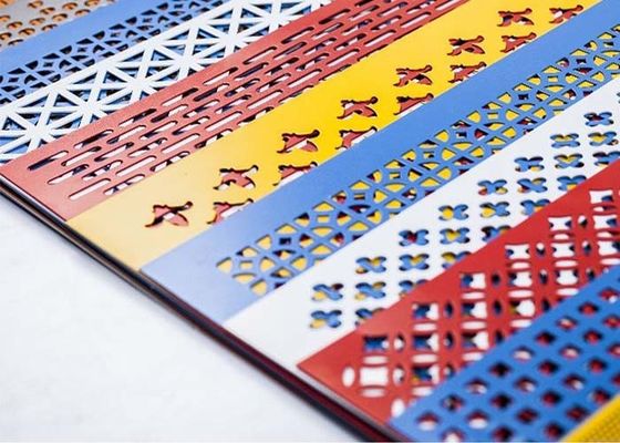 Bảng kim loại lỗ trang trí 1x2m cho tường ngăn mặt tiền trần