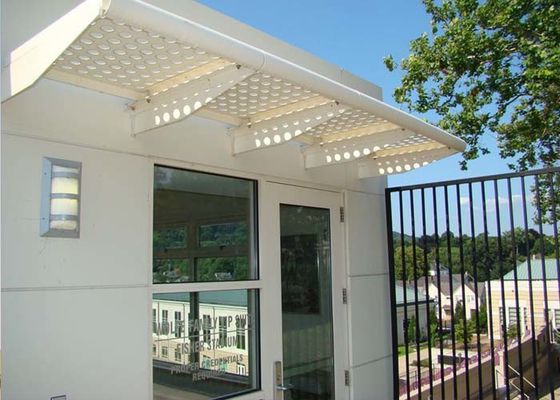 Tấm che nắng kim loại đục lỗ thẩm mỹ và thông gió cho hệ thống kiểm soát ánh nắng mặt trời kiến ​​trúc
