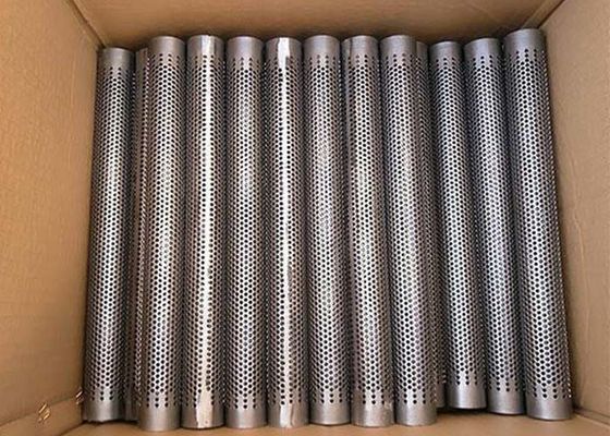 Ống kim loại đục lỗ bằng phương pháp hàn thẳng hoặc hàn xoắn ốc