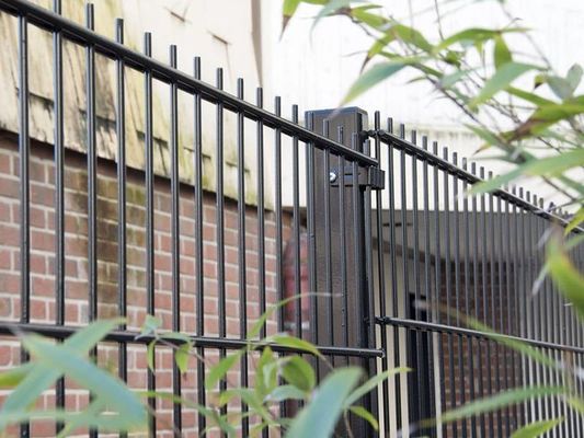 2500mm Panel Double Wire Mesh Fence 50 × 200mm Xanh nhựa nhựa