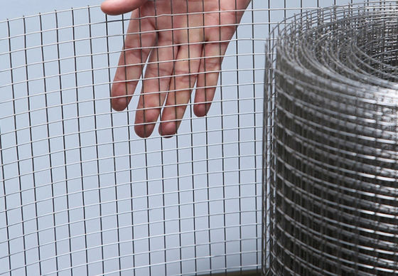 Silver Color hàng rào 2 * 2cm Ống hàn kẽm cuộn thép carbon