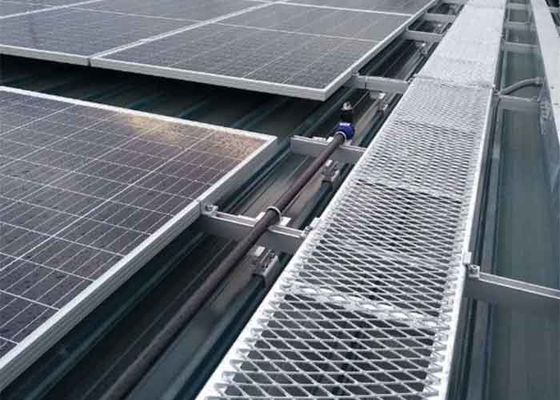 Bàn băng kim loại được phủ bột mở rộng cung cấp một lối đi an toàn cho các dự án xây dựng
