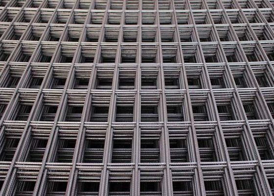 Gia cố lưới hàn bằng mẫu lưới hình vuông hoặc hình chữ nhật